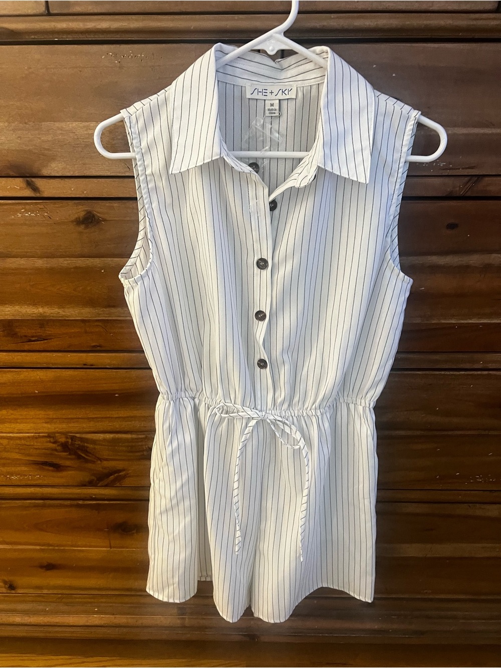 She + Sky Blue White Pinstripe Sleeveless Romper Size Medium NWT
